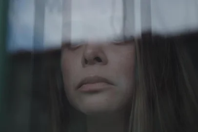 Incompatível com a Vida (2023), documentário de Eliza Capai<!-- NICAID(15610806) -->
