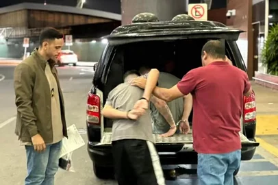 Passo-fundenses presos por golpe do bilhete premiado<!-- NICAID(16219166) -->