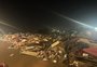 Falta de recolhimento de lixo e previsão de mais chuva preocupam moradores da zona norte de Porto Alegre