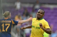 Sundowns' South African forward #13 Iqraam Rayners celebrates his opening goal during the FIFA Club World Cup 2025 Group F football match between South Korea's Ulsan HD and South Africa's Mamelodi Sundowns at the Inter&Co stadium in Orlando on June 17, 2025. (Photo by PATRICIA DE MELO MOREIRA / AFP)<!-- NICAID(16062284) -->