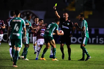 CAXIAS DO SUL, RS, BRASIL, 27/02/2023. Caxias x Juventude, clássico Ca-Ju número 287. Jogo válido pela nona rodada do Campeonato Gaúcho (Gauchão 2023) e realizado no estádio Centenário. (Porthus Junior/Agência RBS)<!-- NICAID(15361673) -->