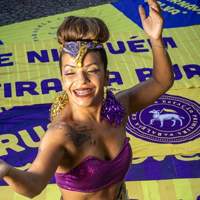 Multiartista Carla Vanez será a Ovelheza no Bloco da Ovelha 2025<!-- NICAID(15984214) -->