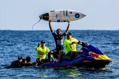 Miguel Pupo, surfe