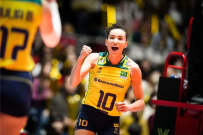 Gabi, vôlei