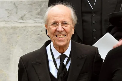 Former Conservative cabinet minister and Conservative Party Chairman under Margaret Thatcher, Norman Tebbit leaves after attending the ceremonial funeral of British former prime minister Margaret Thatcher in St Paul's Cathedral in central London on April 17, 2013. Norman Tebbit, one of former British prime minister Margaret Thatcher's most loyal supporters, who was seriously injured in an Irish Republican bombing, has died at the age of 94, his son said on July 8, 2025. The former Conservative Party cabinet minister had to be dug out of the rubble at the Grand Hotel in Brighton on the southern English coast following the IRA's attempt to assassinate Thatcher during a party conference in 1984. (Photo by JOHN STILLWELL / POOL / AFP)<!-- NICAID(16075798) -->