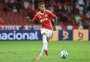 Vitinho sofre fratura na mão e vira novo desfalque para o Inter