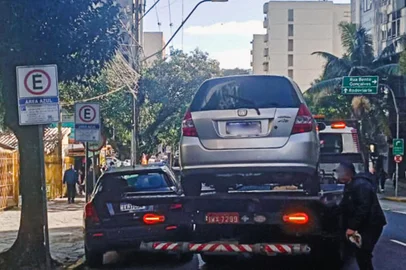 Carro com mais de R$50 mil em multas de trânsito<!-- NICAID(15493678) -->