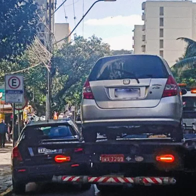Carro com mais de R$50 mil em multas de trânsito<!-- NICAID(15493678) -->