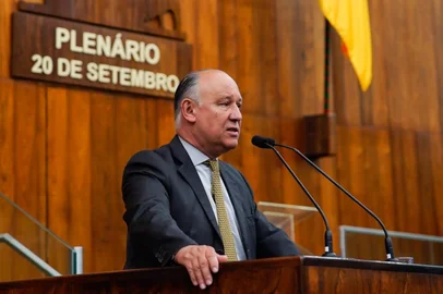 O deputado estadual Pepe Vargas (PT) será o próximo presidente da Assembleia Legislativa em 2025. <!-- NICAID(15935632) -->