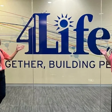Presidente da Emater, Mara Helena Saalfeld, e Catherine Larsen - Vice President of International Product Registration da 4Life<!-- NICAID(15420023) -->