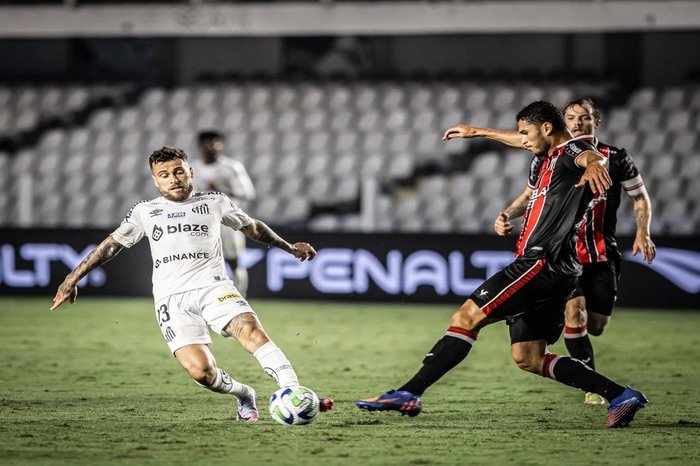 Santos FC perde por 3 a 0 para o Athletico-PR fora de casa - Santos Futebol  Clube