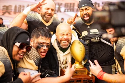 Paulo de Tarso Pillar é campeão de futebol americano na China<!-- NICAID(16085776) -->
