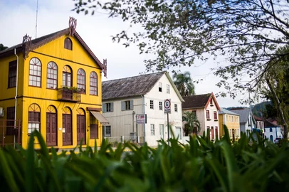 Casarões em Antônio Prado<!-- NICAID(15995621) -->