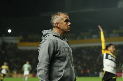 Eduardo Baptista<!-- NICAID(16371541) -->