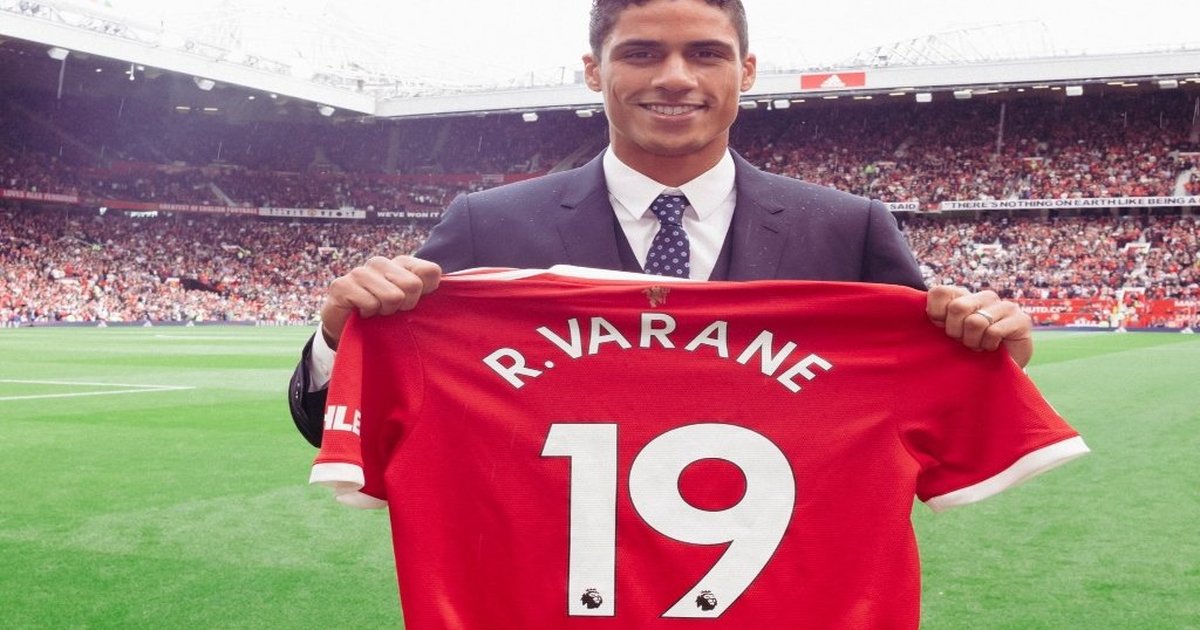 Manchester United oficializa a chegada de Varane até 2025 | GZH