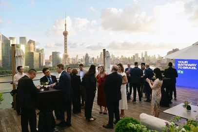 Dylan Xu / Invest RS / Divulgação A Invest RS lançou nesta terça-feira (25), em Xanghai, sua primeira representação na China.<!-- NICAID(16352595) -->