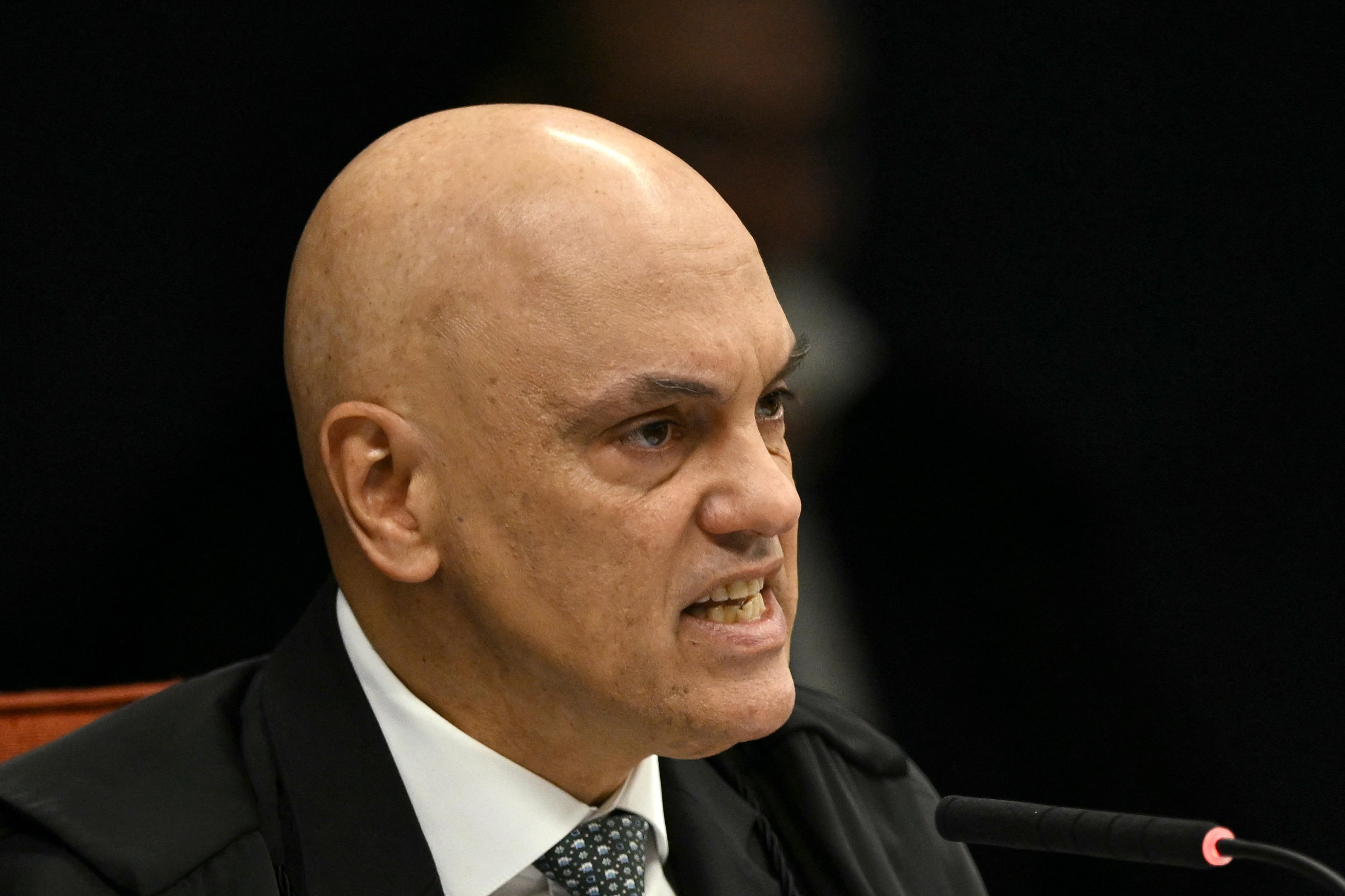 A decis&atilde;o fascista de Moraes