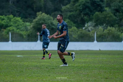 Alysson Sardinha, Ex-prefeito de Roteiro, em Alagoas, retomou carreira profissional e marcou gol pela Divisão de Acesso 2025<!-- NICAID(16061724) -->