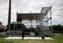 Palco onde será o Réveillon já está sendo montado ao lado da Usina do Gasômetro