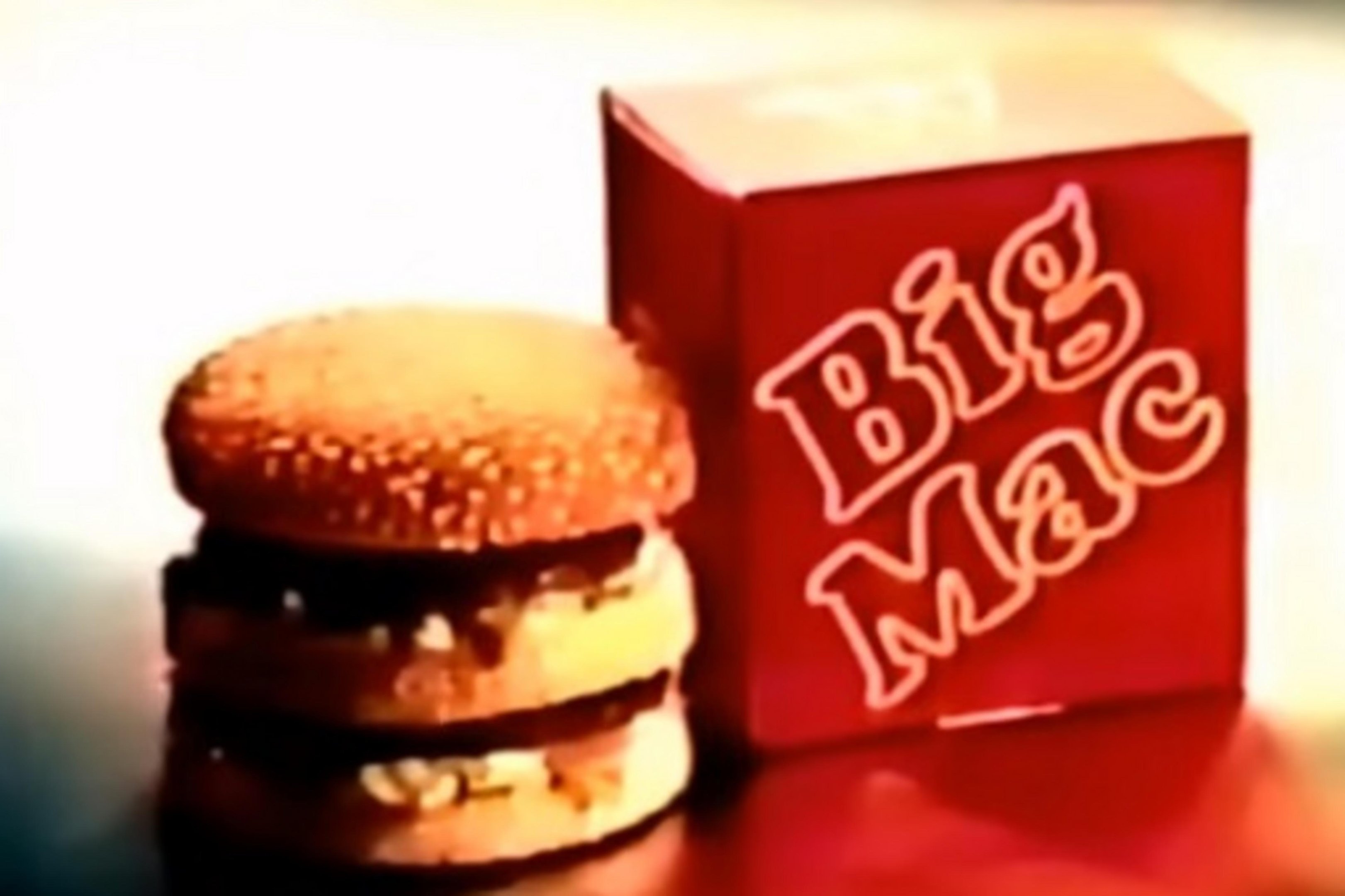 A hist&oacute;ria do Big Mac: cria&ccedil;&atilde;o nos anos 1960, chegada ao Brasil e jingle marcante
