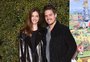 Dylan Sprouse, da série "Zack e Cody", e modelo Barbara Palvin anunciam noivado