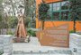 Hotel em Gramado inaugura estátua inspirada em personagem de Shakespeare