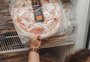 Rede monta fábrica de pizzas napolitanas em Porto Alegre