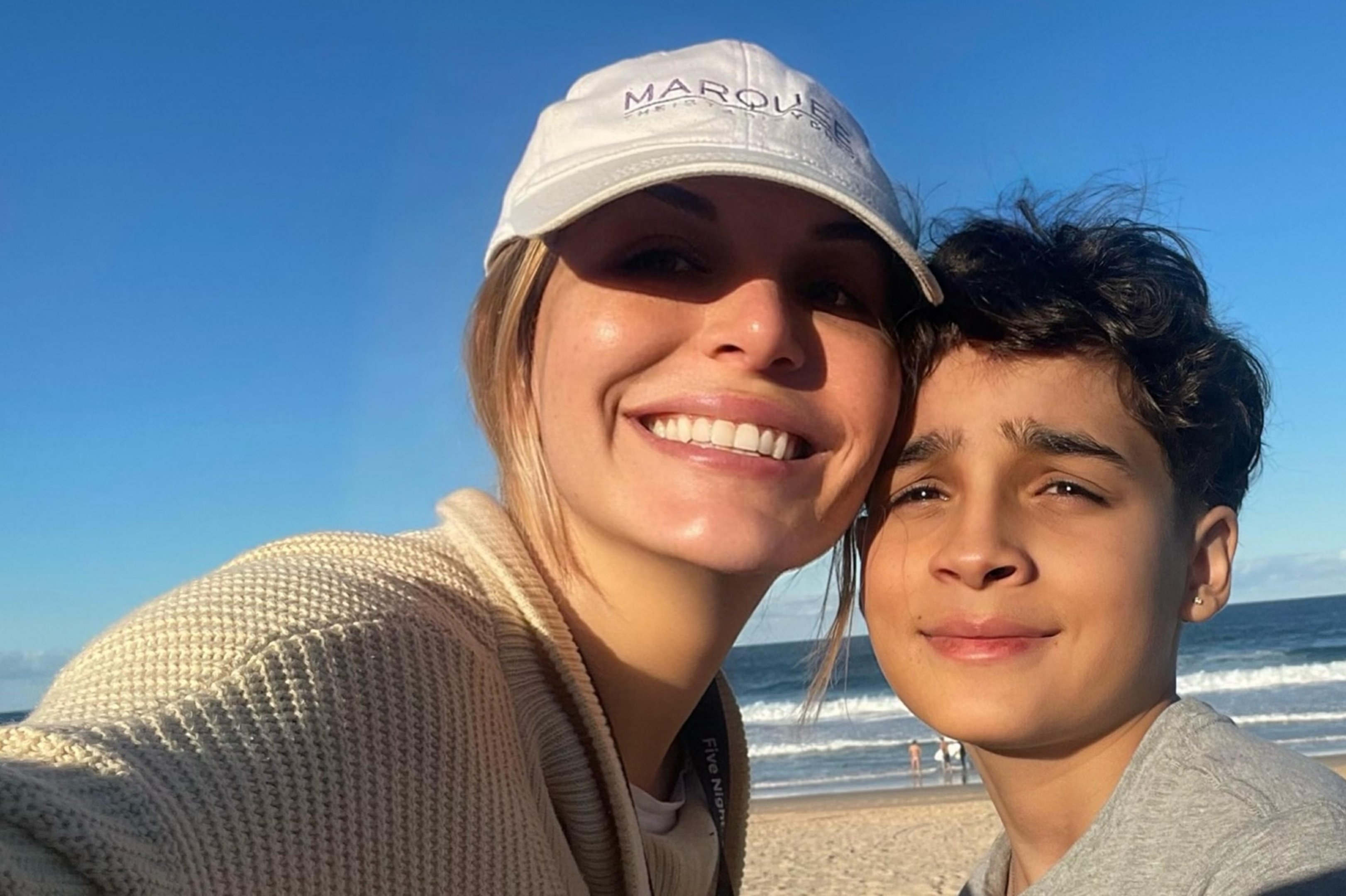 Atriz Clare McCann quer congelar corpo de filho de 13 anos, vítima de bullying; entenda | GZH