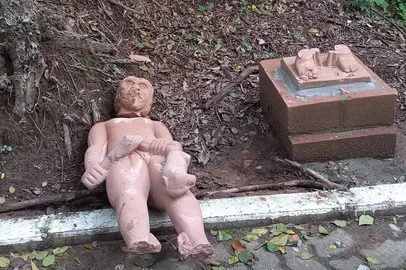 Escultura é uma das 12 peças localizadas no Parque Municipal Júlio José Colling. Foto:  Augusto Kappes / Arquivo Pessoal<!-- NICAID(15128680) -->