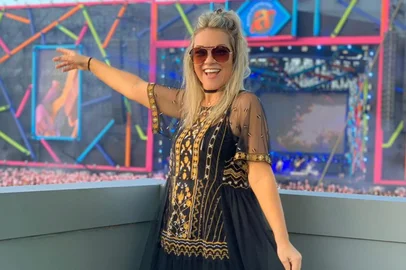 Rodaika fala sobre a evolucao da moda nos 30 anos do Planeta.<!-- NICAID(16208000) -->