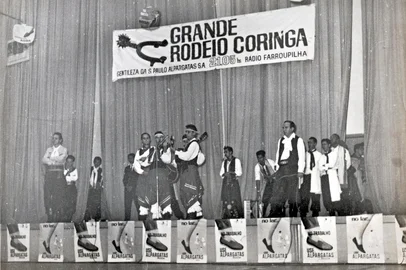 Programa Grande Rodeio Coringa. Divulgação do documentário Darcy Fagundes, Meu Famoso Pai Desconhecido de Luciane Fagundes e Antonio Czamanski. Programa estreou em 1955 na Rádio Farroupilha. Foto: Aquivo pessoal de Luciane Fagundes. <!-- NICAID(16021916) -->