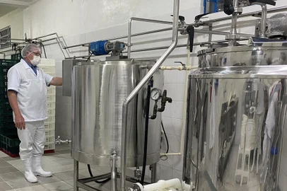 Produção de Iogurte Sons Souci<!-- NICAID(15509487) -->