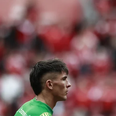 PORTO ALEGRE, RS, BRASIL, 12-07-2025: Internacional x Vitória. Em partida válida pela 13ª rodada do Campeonato Brasileiro, o Internacional recebe no Beira Rio a equipe do Vitória. O time do técnico Roger Machado tentar sair da zona de rebaixamento após parada devido ao Mundial de Clubes. Foto: André Ávila/Agência RBSIndexador: Andre Avila<!-- NICAID(16079250) -->