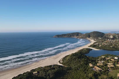 Praia do Rosa - SC<!-- NICAID(16122851) -->