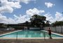 Lei determina presença de guarda-vidas em piscinas de Porto Alegre, mas não há fiscalização