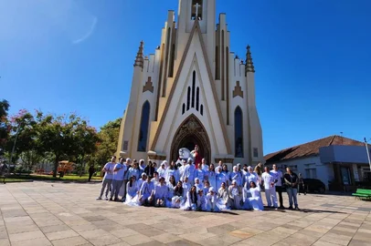 Bento Gonçalves promove nesse sábado a 4ª Carreata em celebração a São Jorge e Ogum<!-- NICAID(15746456) -->