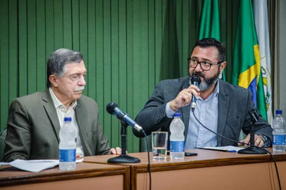 Audiência pública na Câmara de Vereadores de Caxias do Sul sobre a Lei Orçamentária Anual para o exercício de 2024, cujo projeto foi entregue pela prefeitura ao Legislativo.<!-- NICAID(15600849) -->