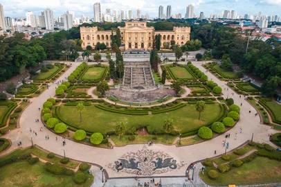 Vista aérea, obtida com uso de drone, do Museu do Ipiringa, ligado à Universidade de São Paulo (USP)<!-- NICAID(15452357) -->