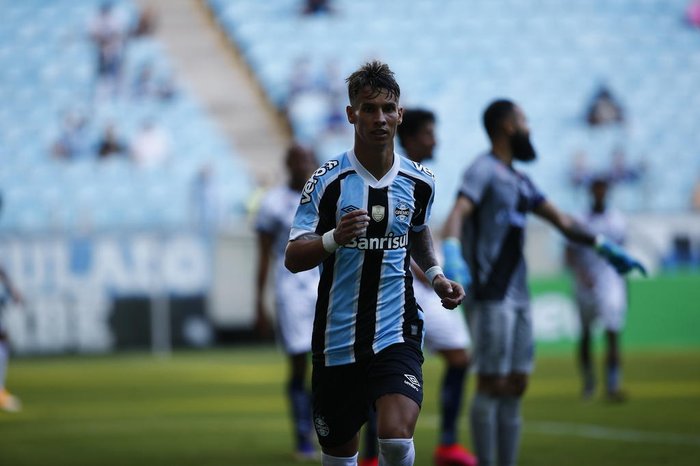 Ferreira destaca confiança após vitória do Grêmio sobre o São José: Importante começar com o pé direito