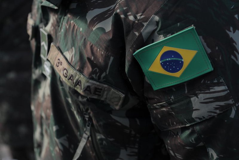 CAXIAS DO SUL, RS, BRASIL (29/06/2021)Major Hamilton Mello Vieira (subcomandante do 3 GAAAe) e Capitão Sebastião Medeiros Junior falam sobre o Alistamento Militar em Caxias do Sul. (Antonio Valiente/Agência RBS)<!-- NICAID(14820935) -->