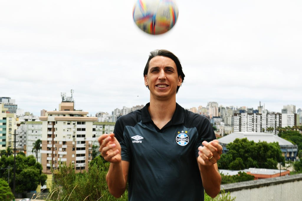 Geromel completa 10 anos de Grêmio e projeta: Quero me aposentar no clube