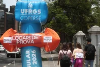 PORTO ALEGRE, RS, BRASIL, 30-11-2025: Ambiental do segundo dia de provas do Vestibular da UFRGS 2025. Foto: Jonathan Heckler/Agência RBS<!-- NICAID(16177173) -->