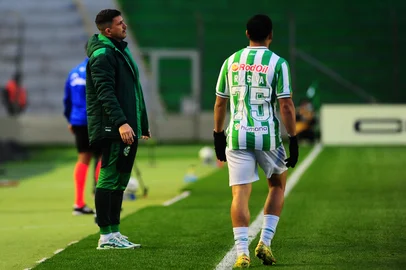 Porthus Junior / Grupo RBS CAXIAS DO SUL, RS, BRASIL, 13/08/2026. Juventude x Athletic, jogo válido pela 28ª rodada da série B do Campeonato Brasileiro 2026 e realizado no estádio Alfredo Jaconi. (Porthus Junior/Grupo RBS)Indexador: PJR <!-- NICAID(16364948) -->