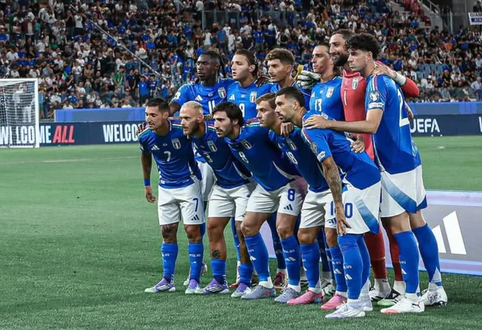 @azzurri / Instagram / Instagram @azzurri / Instagram / Instagram