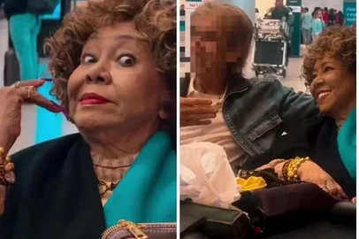 Redes Sociais / Reprodução Fã confunde Alcione com Elza Soares em aeroporto no RS<!-- NICAID(16155539) -->