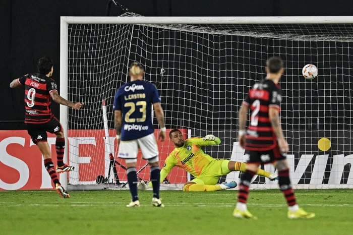Flamengo empata com Millonarios na estreia da Libertadores, mas segue ...