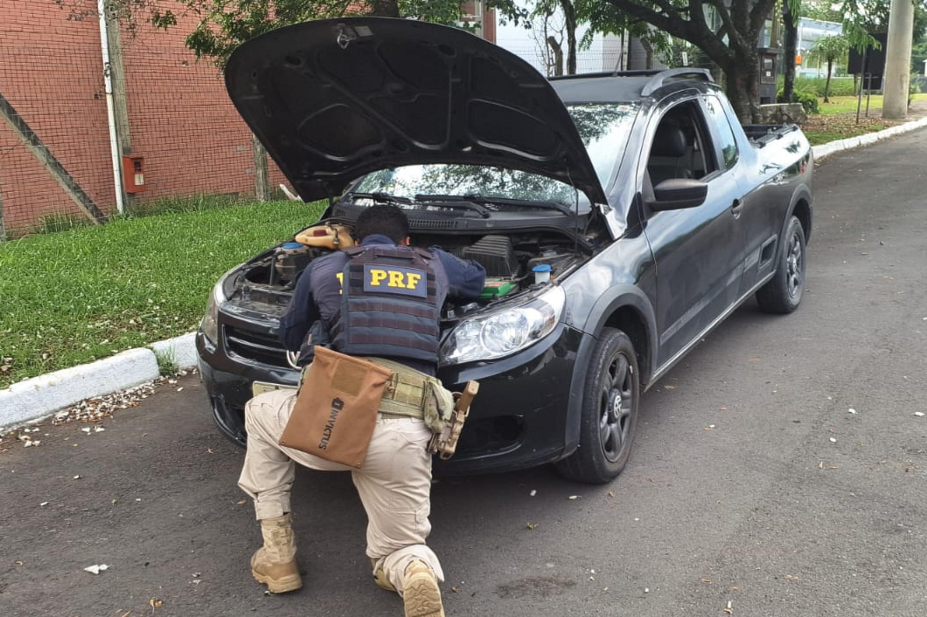 Carro roubado em S&atilde;o Paulo &eacute; recuperado por policiais em Bento Gon&ccedil;alves