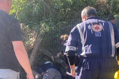 Motociclista fica com a cabeça presa após colidir contra cerca em Nova Petrópolis<!-- NICAID(16276618) -->