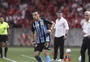 Com problema muscular, Marlon deverá ser desfalque no Grêmio contra o Vasco