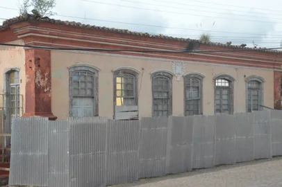 Casa Ulhôa Cintra, em Caçapava do SulFoto de 2023, antes de restauro<!-- NICAID(15401425) -->